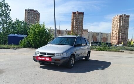 Mitsubishi Space Wagon III, 1992 год, 250 000 рублей, 3 фотография