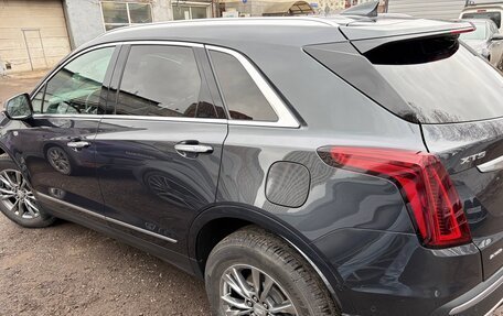 Cadillac XT5 I рестайлинг, 2021 год, 4 000 000 рублей, 3 фотография
