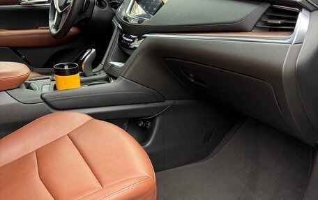Cadillac XT5 I рестайлинг, 2021 год, 4 000 000 рублей, 13 фотография