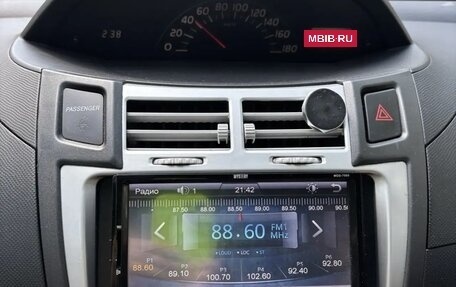 Toyota Vitz, 2006 год, 550 000 рублей, 14 фотография