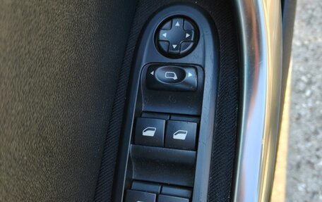 Peugeot 408 I рестайлинг, 2013 год, 640 000 рублей, 15 фотография
