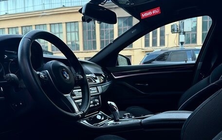 BMW 5 серия, 2014 год, 2 150 000 рублей, 7 фотография