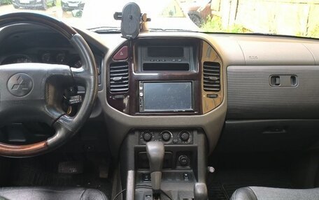Mitsubishi Montero III, 2002 год, 900 000 рублей, 8 фотография