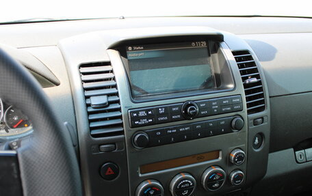 Nissan Pathfinder, 2007 год, 999 000 рублей, 25 фотография