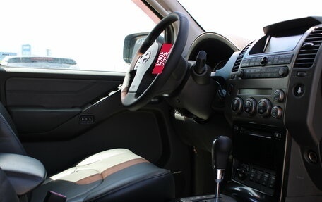 Nissan Pathfinder, 2007 год, 999 000 рублей, 23 фотография