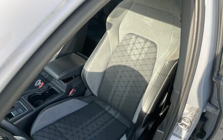 Volkswagen Golf VIII, 2020 год, 2 650 000 рублей, 27 фотография