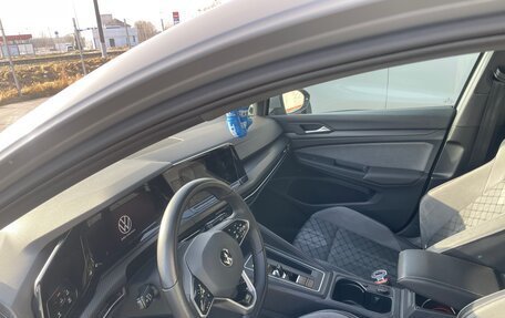 Volkswagen Golf VIII, 2020 год, 2 650 000 рублей, 28 фотография