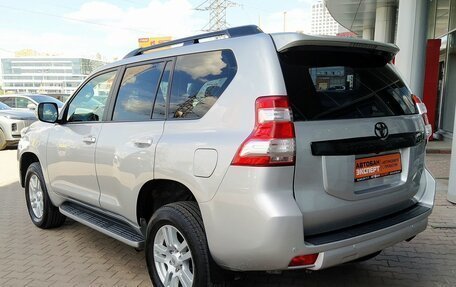 Toyota Land Cruiser Prado 150 рестайлинг 2, 2010 год, 2 988 000 рублей, 6 фотография