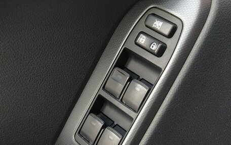 Toyota Land Cruiser Prado 150 рестайлинг 2, 2010 год, 2 988 000 рублей, 8 фотография