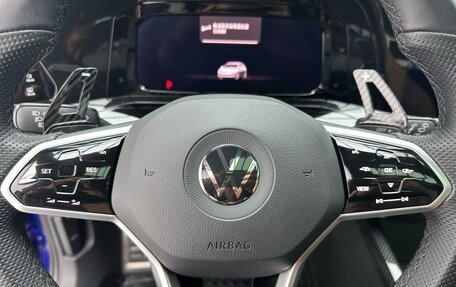 Volkswagen Golf VIII, 2022 год, 1 942 000 рублей, 8 фотография