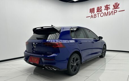 Volkswagen Golf VIII, 2022 год, 1 942 000 рублей, 6 фотография