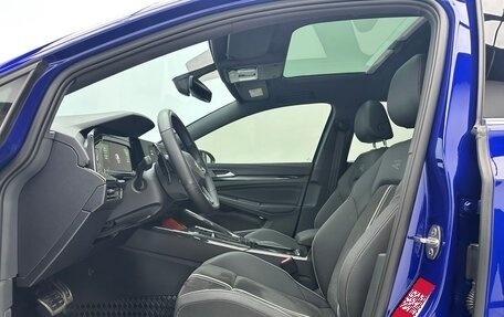 Volkswagen Golf VIII, 2022 год, 1 942 000 рублей, 13 фотография