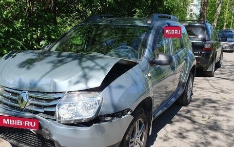 Renault Duster I рестайлинг, 2012 год, 910 000 рублей, 2 фотография