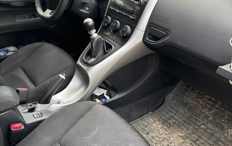 Toyota Auris II, 2010 год, 1 049 000 рублей, 4 фотография