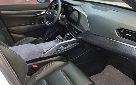 Geely Tugella FY11, 2023 год, 3 900 000 рублей, 11 фотография