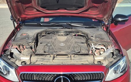Mercedes-Benz E-Класс, 2018 год, 4 200 000 рублей, 11 фотография