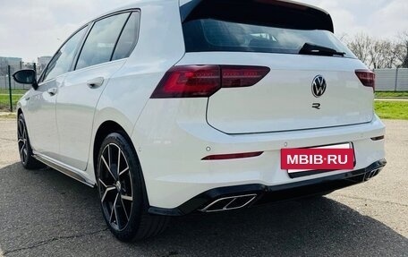 Volkswagen Golf VIII, 2022 год, 1 820 000 рублей, 5 фотография