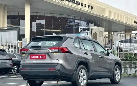 Toyota RAV4, 2023 год, 3 581 000 рублей, 3 фотография