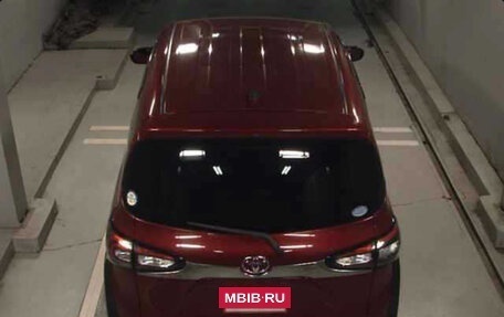 Toyota Sienta II, 2019 год, 1 090 000 рублей, 2 фотография