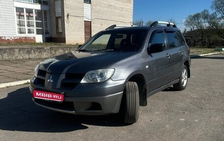 Mitsubishi Outlander III рестайлинг 3, 2007 год, 550 000 рублей, 1 фотография