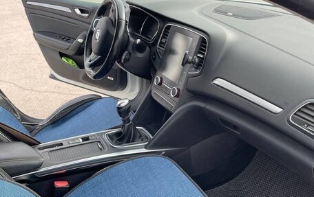 Renault Megane IV, 2018 год, 1 250 000 рублей, 6 фотография