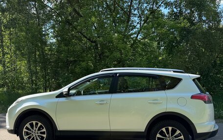 Toyota RAV4, 2018 год, 2 880 000 рублей, 7 фотография