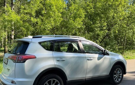 Toyota RAV4, 2018 год, 2 880 000 рублей, 16 фотография