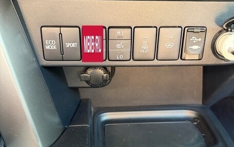 Toyota RAV4, 2018 год, 2 880 000 рублей, 20 фотография