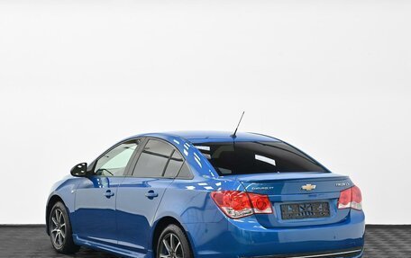 Chevrolet Cruze II, 2011 год, 599 000 рублей, 4 фотография