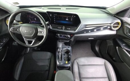 Chevrolet Trax, 2023 год, 1 700 000 рублей, 5 фотография