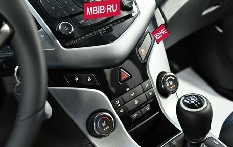 Chevrolet Cruze II, 2011 год, 599 000 рублей, 10 фотография