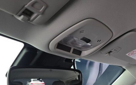 Chevrolet Trax, 2023 год, 1 700 000 рублей, 13 фотография