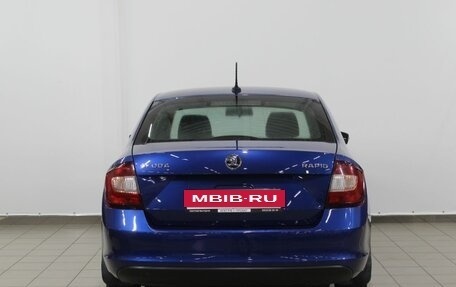 Skoda Rapid I, 2018 год, 1 220 000 рублей, 11 фотография