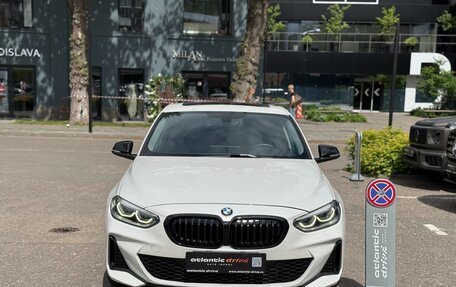 BMW 1 серия, 2022 год, 2 090 000 рублей, 2 фотография