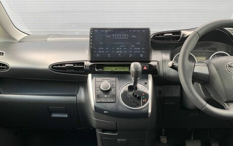 Toyota Wish II, 2009 год, 1 115 000 рублей, 15 фотография