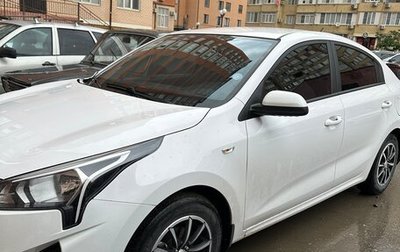 KIA Rio IV, 2021 год, 1 800 000 рублей, 1 фотография