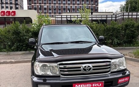 Toyota Land Cruiser 100 рестайлинг 2, 2007 год, 2 500 000 рублей, 1 фотография
