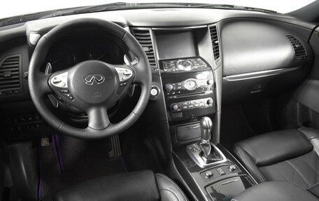 Infiniti QX70, 2015 год, 1 985 900 рублей, 6 фотография
