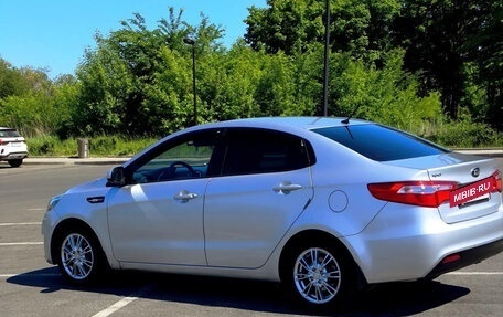 KIA Rio III рестайлинг, 2014 год, 1 000 000 рублей, 5 фотография