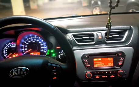 KIA Rio III рестайлинг, 2014 год, 1 000 000 рублей, 15 фотография