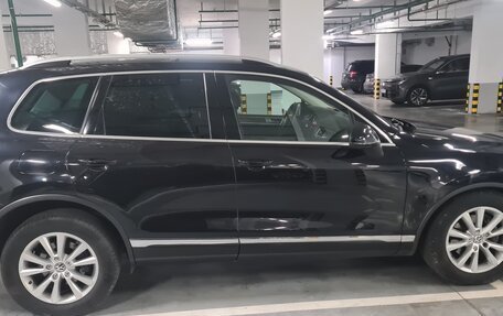 Volkswagen Touareg III, 2015 год, 1 980 000 рублей, 6 фотография