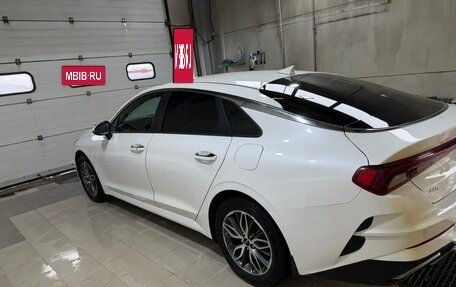KIA K5, 2021 год, 2 200 000 рублей, 8 фотография
