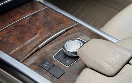 Mercedes-Benz E-Класс, 2014 год, 2 300 000 рублей, 19 фотография