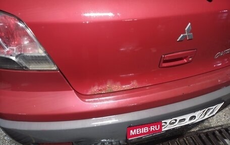 Mitsubishi Outlander III рестайлинг 3, 2003 год, 400 000 рублей, 14 фотография