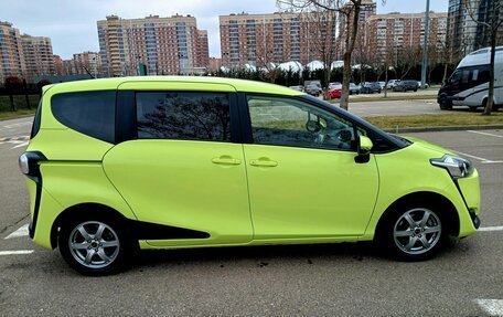 Toyota Sienta II, 2018 год, 1 099 999 рублей, 6 фотография