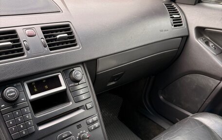 Volvo XC90 II рестайлинг, 2005 год, 750 000 рублей, 2 фотография