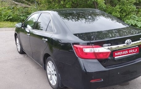 Toyota Camry, 2012 год, 1 400 000 рублей, 4 фотография