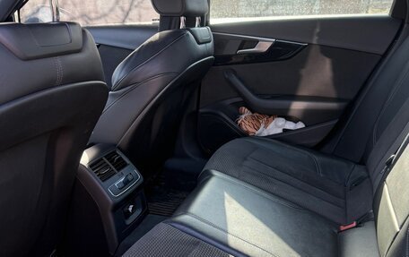 Audi A4, 2016 год, 2 650 000 рублей, 10 фотография