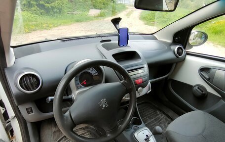 Peugeot 107 I рестайлинг, 2010 год, 350 000 рублей, 10 фотография