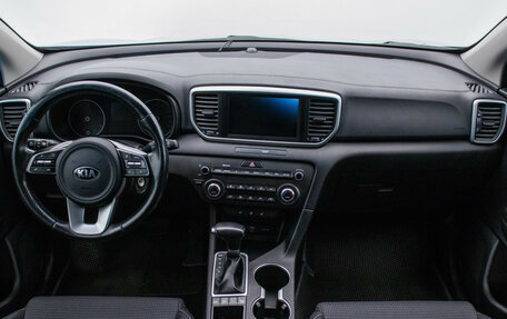KIA Sportage IV рестайлинг, 2020 год, 2 170 000 рублей, 13 фотография